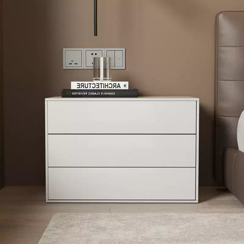 Luck Live Modern 3 drawer bedside table, which is 31.4 inches in size, can be used as a storage cabinet in both the bedroom and the living room.