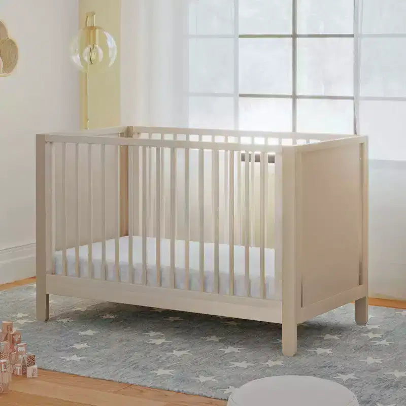 Carter's by daVinci Marisol 4-in-1 Convertible Crib