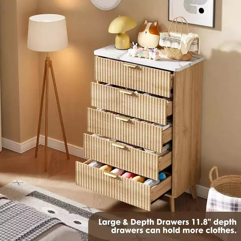 Fluted Dresser for Bedroom with 5 Deep Drawers, 47.2 in Tall Chest of Drawers, Curved Profile Design, Modern Wooden Dresser for Living Room Hallway