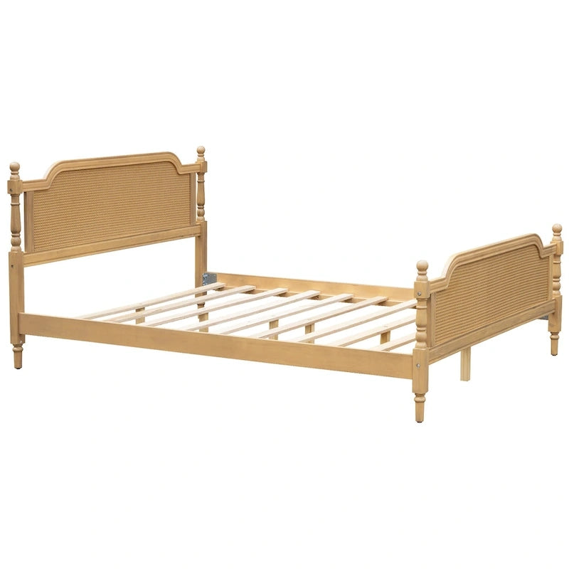Letto a piattaforma in stile tradizionale con testiera e pediera in rattan per camera da letto