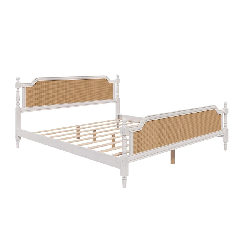 Letto a piattaforma in stile tradizionale con testiera e pediera in rattan per camera da letto