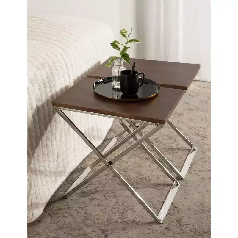 Kate and Laurel Laraway Folding Side Table