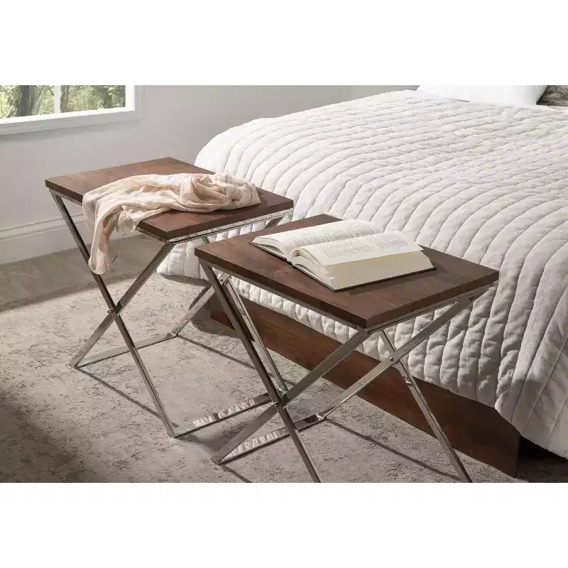 Kate and Laurel Laraway Folding Side Table
