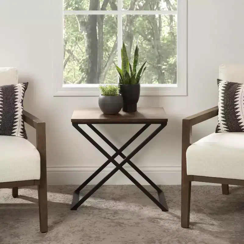 Kate and Laurel Laraway Folding Side Table