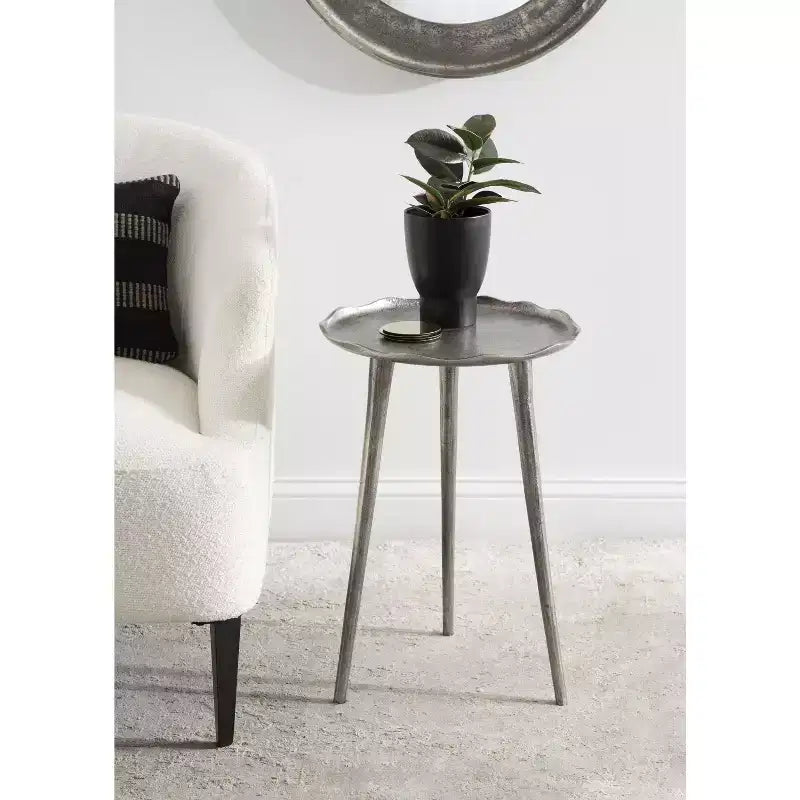 Kate and Laurel Alessia Round Side Table