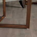 Tavolino rotondo in legno di acacia con finitura mogano e gambe a croce, 59 cm L x 50 cm H