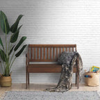 Panca contenitore con schienale a doghe e braccioli a voluta, finitura anticata, 42,38" L x 35,25" H, capacità 350 lb