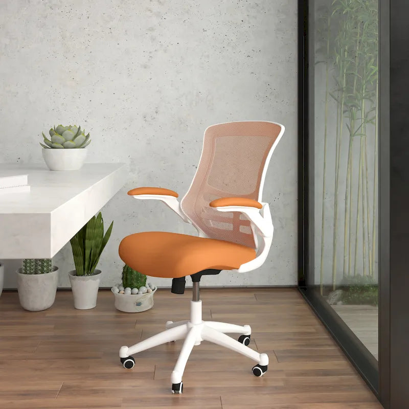 Sedia da ufficio ergonomica girevole in rete a schienale medio con braccioli ribaltabili