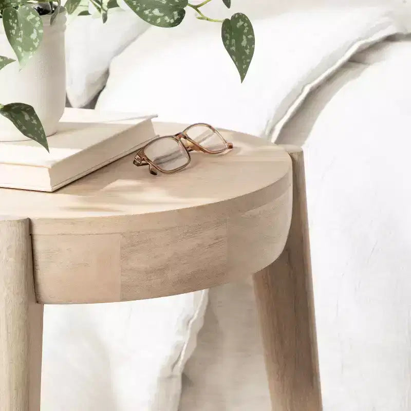 Kate and Laurel Vola Wood Side Table, 17x17x18, Natural