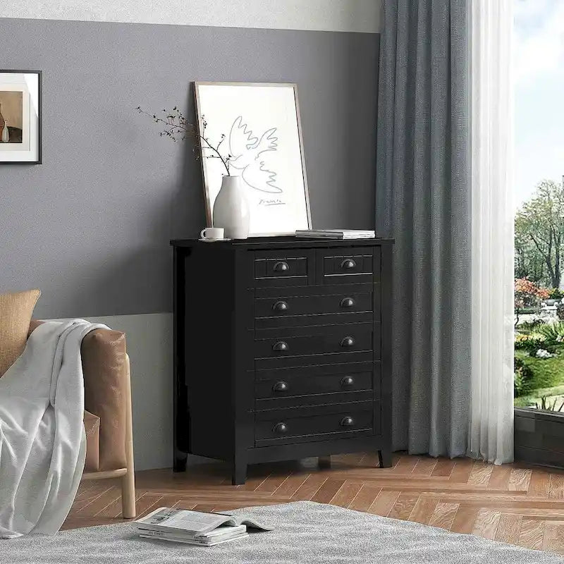 Comò moderno con struttura in legno massello e maniglia a conchiglia retrò